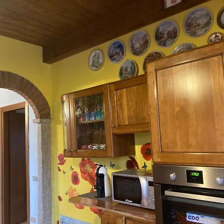 Un Bell Incontro Apartment Borgo Ticino Bagian luar foto