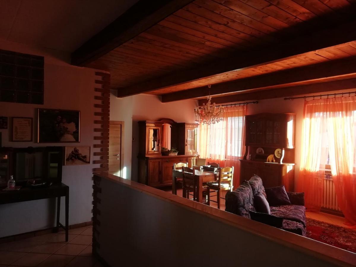 Un Bell Incontro Apartment Borgo Ticino Bagian luar foto