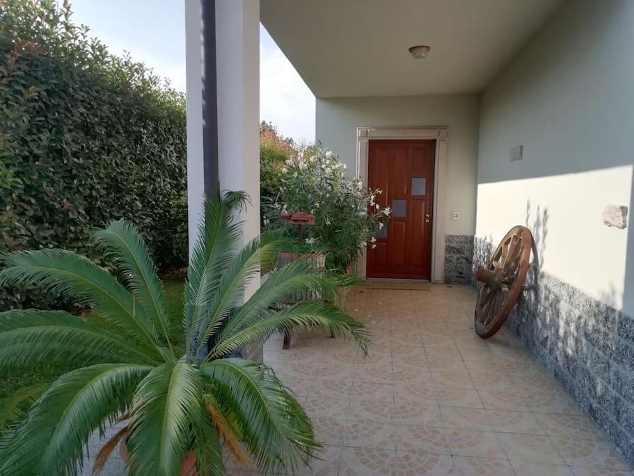 Un Bell Incontro Apartment Borgo Ticino Bagian luar foto