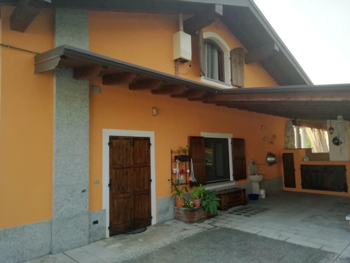 Un Bell Incontro Apartment Borgo Ticino Bagian luar foto